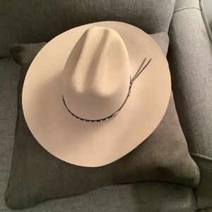 Baileys cowboy hat.  Never used. Size 6 7/8